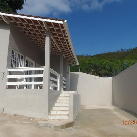 Bonita Casa Das Toninhas Ubatuba Exterior foto